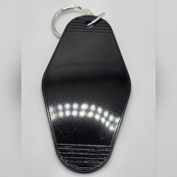 Classic Hotel Keychain - Picture 2 of 3